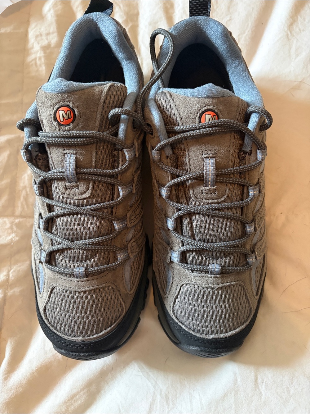 Womenโs Merrell Moab 3 Waterproof Shoes size 8.5